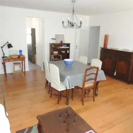 T3 Confortable à Royan, Proche Et Commerces - Fr-1-71-51 Royan