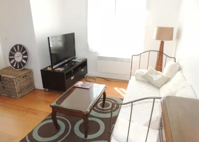 Apartment T3 Confortable A Royan, Proche Et Commerces - Fr-1-71-51 Royan