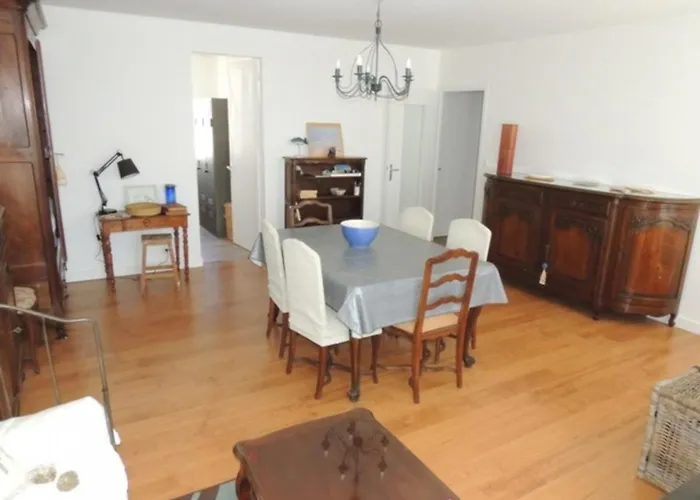 T3 Confortable A Royan, Proche Et Commerces - Fr-1-71-51 Royan