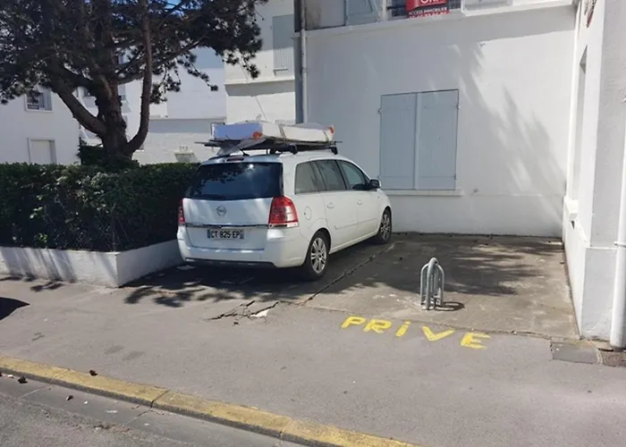 Apartment T3 Confortable A Royan, Proche Et Commerces - Fr-1-71-51 *