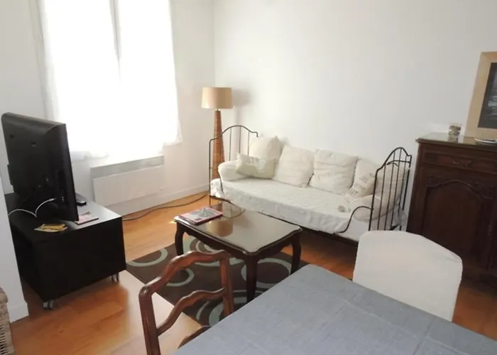 アパート T3 Confortable A Royan, Proche Et Commerces - Fr-1-71-51 *