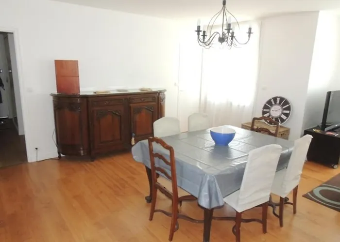 T3 Confortable A Royan, Proche Et Commerces - Fr-1-71-51 Apartment Royan